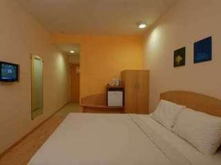 Room
Room
di Ginger Noida Sector 63