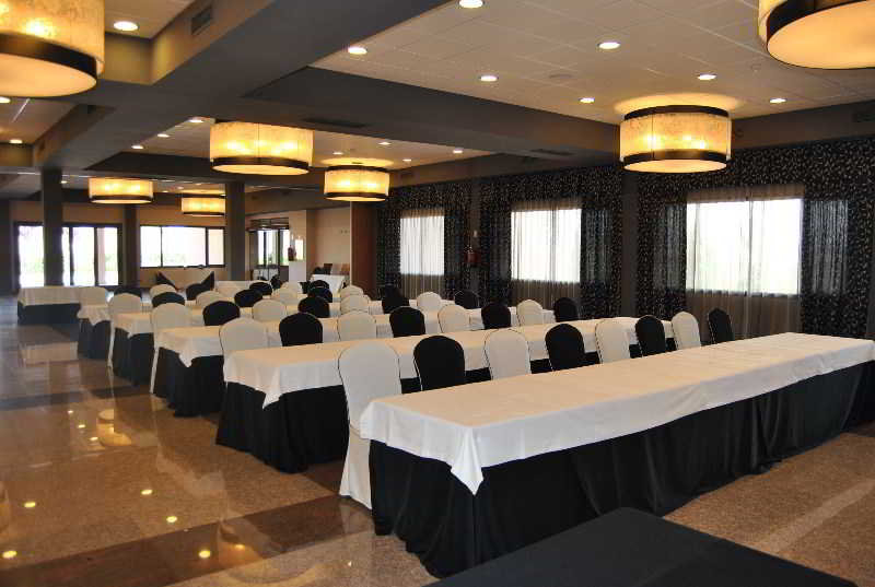 Conferences
Conferences
di Hacienda Castellar