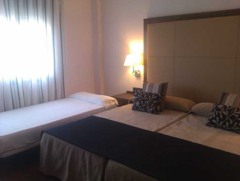 Room
Room
di Hacienda Castellar