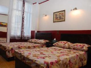 General view
General view
di Cairo Inn