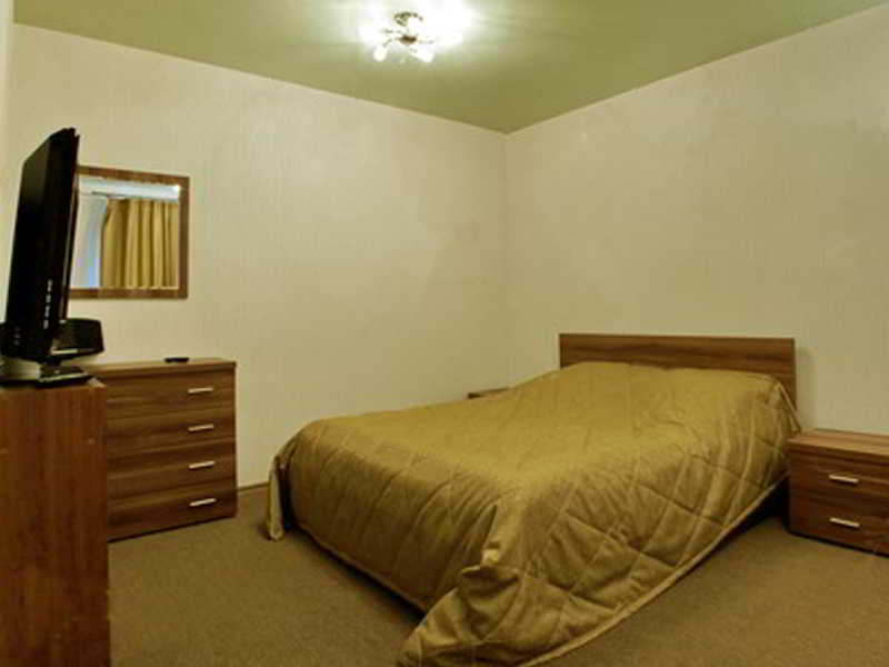 Room
Room
di Svarog Film Hotel