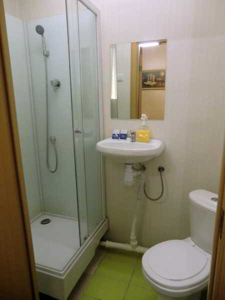 Room
Room
di Svarog Film Hotel