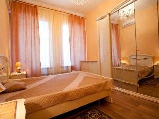 Room
Room
di Tverskaya Deluxe