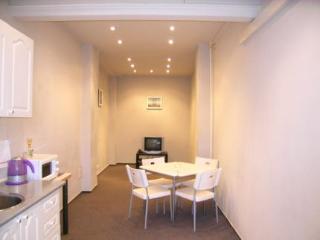 Room
Room
di Serviced Smolenskaya Square