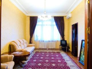 General view
General view
di High Rise Deluxe Apartment