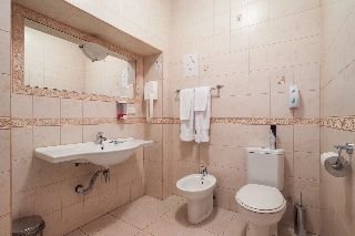 Room
Room
di Comfitel Alexandria