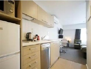 Room
Room
di Quest Albany