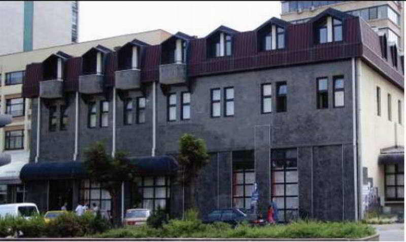 General view
General view
di Lirak Hotel