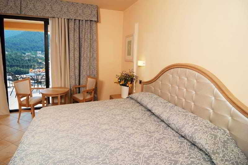 Room
Room
di Park Hotel Argento