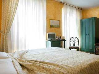 Room
Room
di Camin Hotel Colmegna
