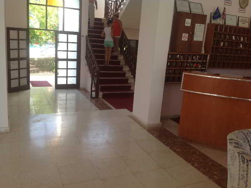 Lobby
Lobby
di Club Guzelyali Hotel