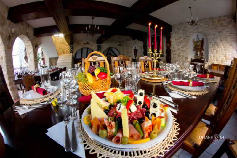 Restaurant
Restaurant
di Hunter Prince Castle & Dracula