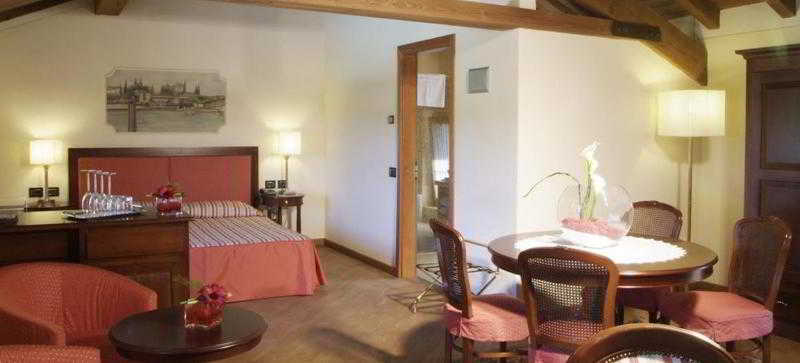 Room
Room
di Relais Corte Cavalli
