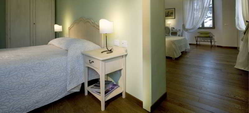 Room
Room
di Relais Corte Cavalli