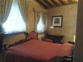 General view
General view
di Grand Hotel Entourage - Palazzo Strassoldo