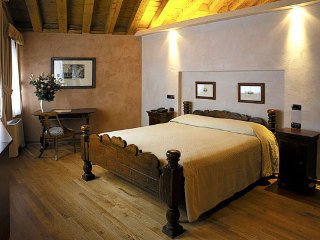 Room
Room
di Grand Hotel Entourage - Palazzo Strassoldo