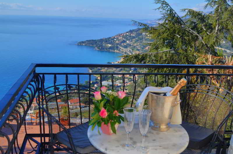 Room
Room
di Hotel La Riserva Di Castel Dappio