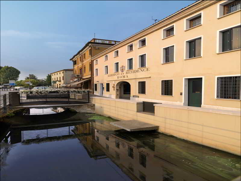General view
General view
di Hotel & Residence Roma