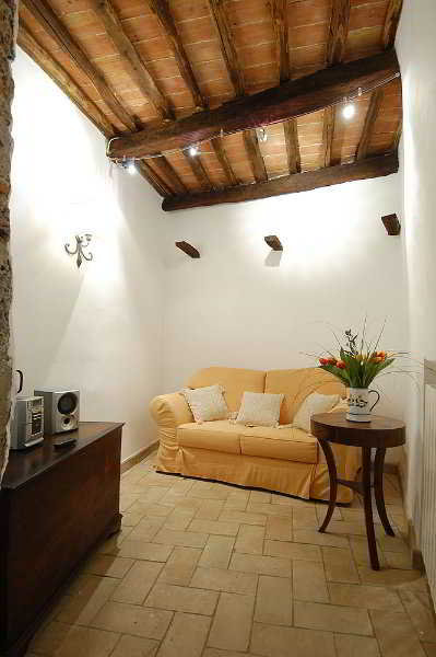 Lobby
Lobby
di Castello Di Tocchi - App. Leccio