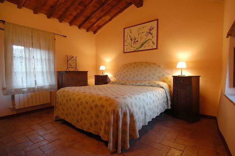 Room
Room
di Castello Di Tocchi - App. Leccio