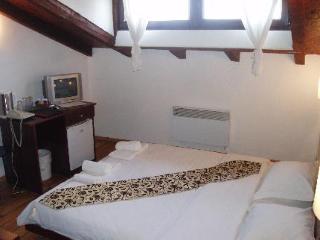 General view
General view
di Scottys Boutique Hotel