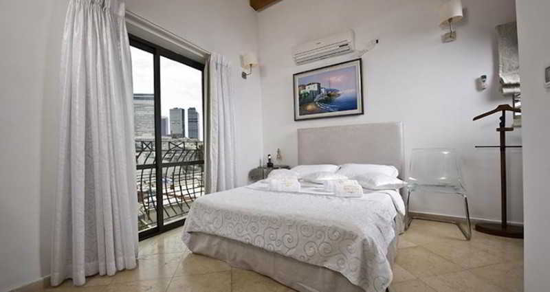 Room
Room
di Eden House Apartments and Suites