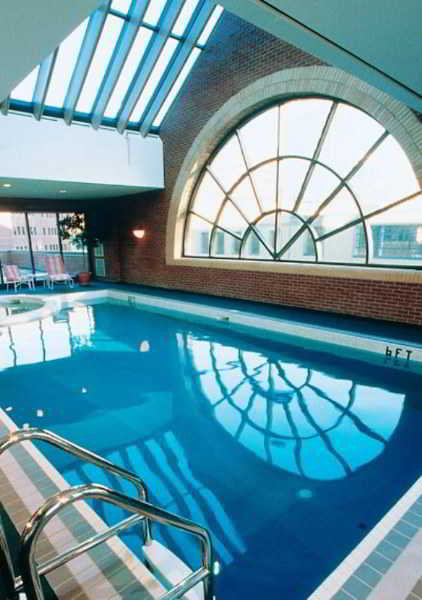 Pool
 di The Prince George Hotel
