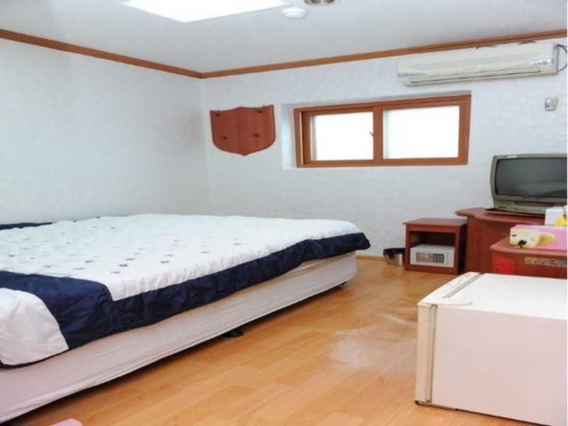 Room
 di Dongdaemun House