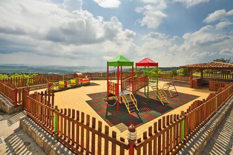 Sports and Entertainment
Sports and Entertainment
di Park Hotel Sevastokrator