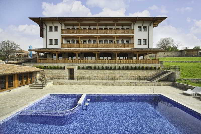 Pool
Pool
di Park Hotel Sevastokrator