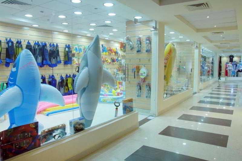 Sports and Entertainment
Sports and Entertainment
di Tropitel Sahl Hasheesh