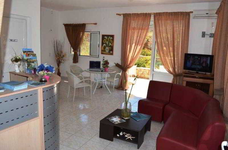 General view
General view
di Athina Apts & Studios