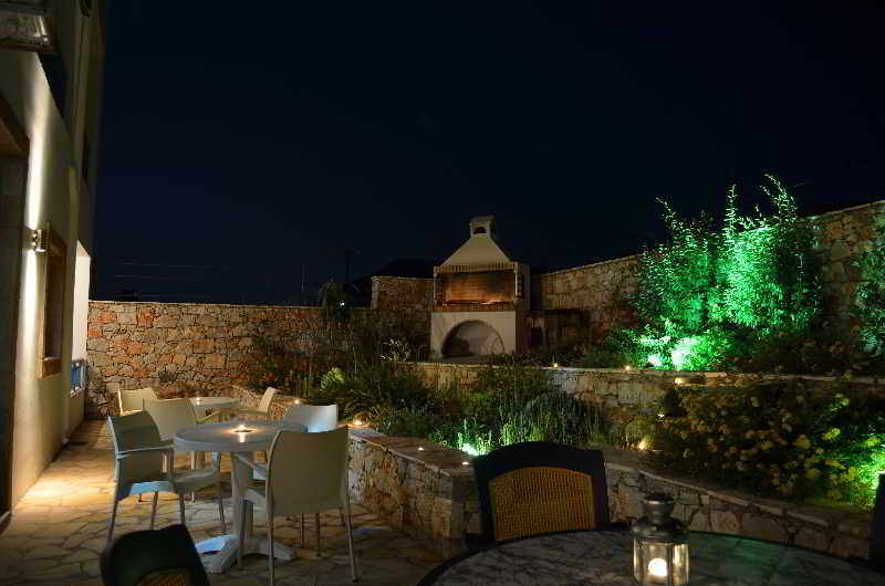 Terrace
Terrace
di Athina Apts & Studios