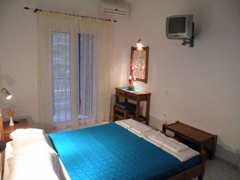Room
Room
di Athina Apts & Studios