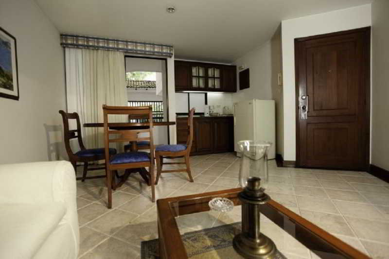 Room
Room
di Travelers Apartamentos y Suites Cali Castellon