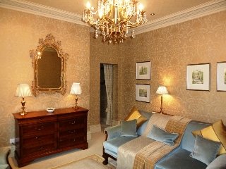 Room
Room
di Tufton Arms Hotel