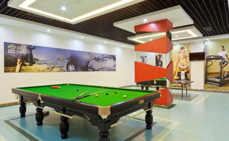 Sports and Entertainment
 di Haili Garden Hotel