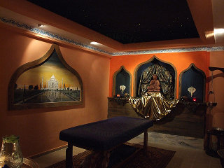 Sports and Entertainment
Sports and Entertainment
di FOREST PARK HOTEL