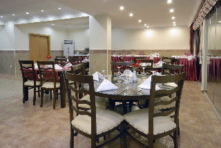Restaurant
Restaurant
di FOREST PARK HOTEL