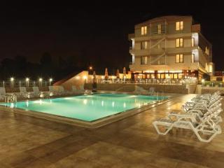 Pool
Pool
di Northstar Hotel