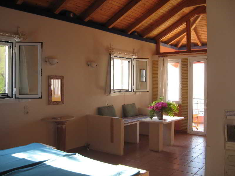 Room
Room
di Villas Cavo Marathia I