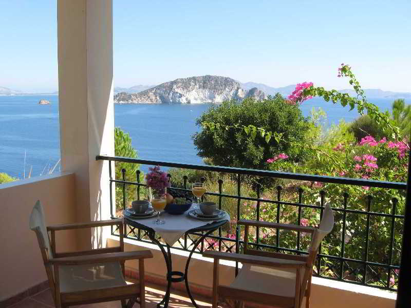 Room
Room
di Villas Cavo Marathia I