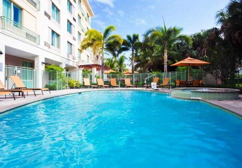 Pool
 di Courtyard Ft Lauderdale Miramar