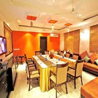 Room
Room
di Parkland Chirag Enclave
