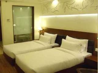 Room
Room
di Regent Grand