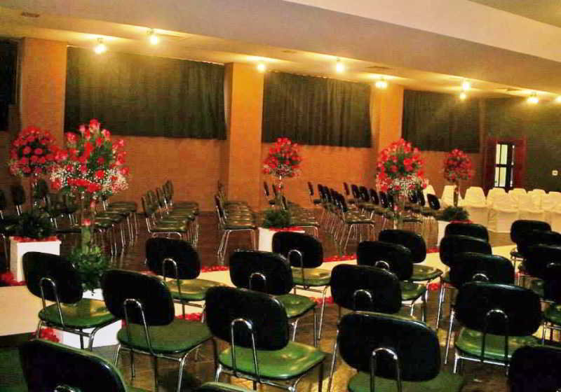 Conferences
Conferences
di Harbor Self Inn Medianeira