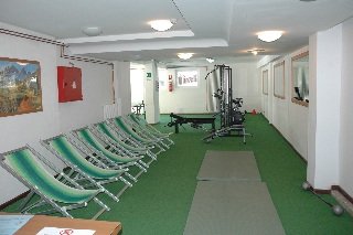 Sports and Entertainment
Sports and Entertainment
di Orovacanze Hotel Villa Emma