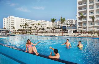 Pool
Pool
di Riu Playa Blanca All Incusive