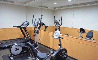 Sports and Entertainment
Sports and Entertainment
di Fuward Hotel Tainan