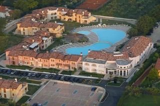 Pool
Pool
di Manerba Del Garda Resort